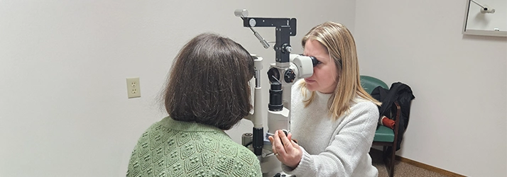 Lindsey Wilson Examining Patient